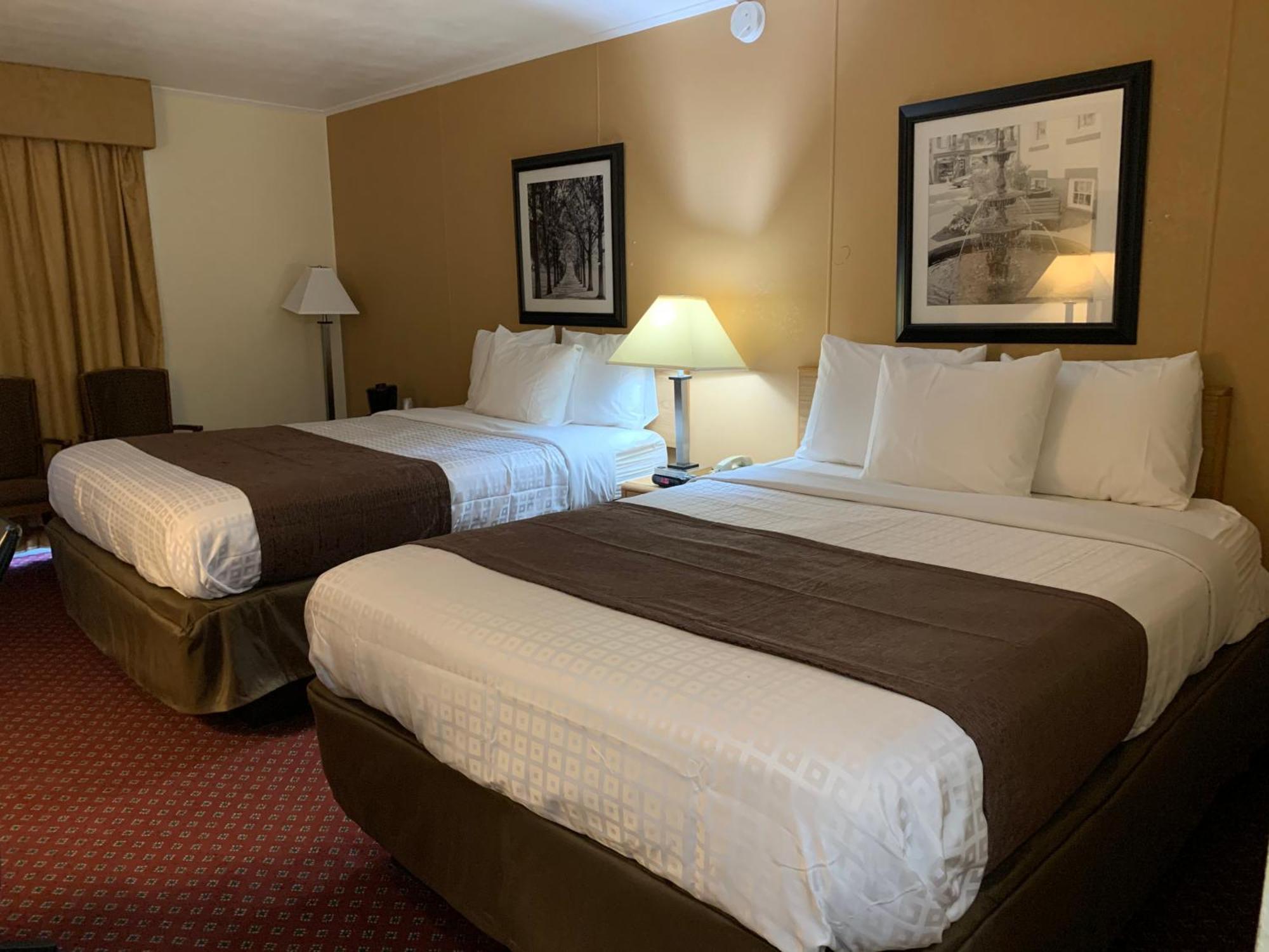 Red Carpet Inn&suites Ebensburg