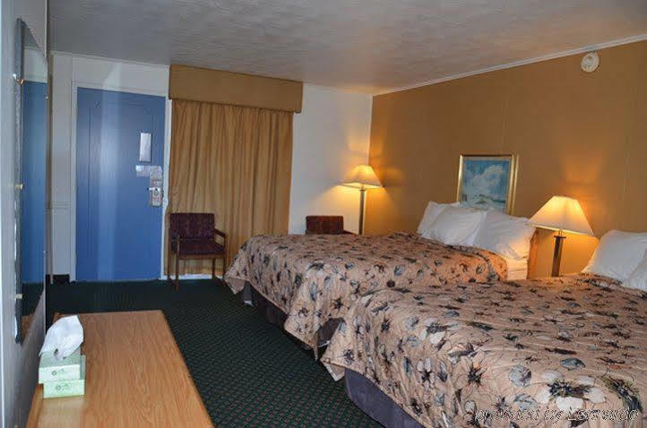 Red Carpet Inn&suites 2*