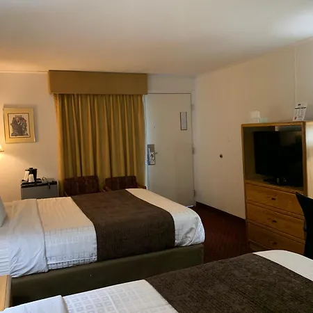 Red Carpet Inn & Suites Ebensburg Room photo